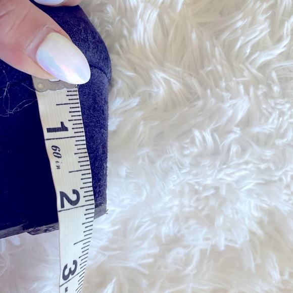 Navy Suede Nine West 2 inch Wedge Pump Size 6 - Picture 7 of 8